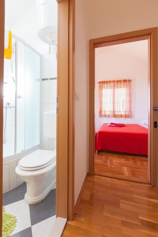 Villa Lora Tučepi Exterior foto